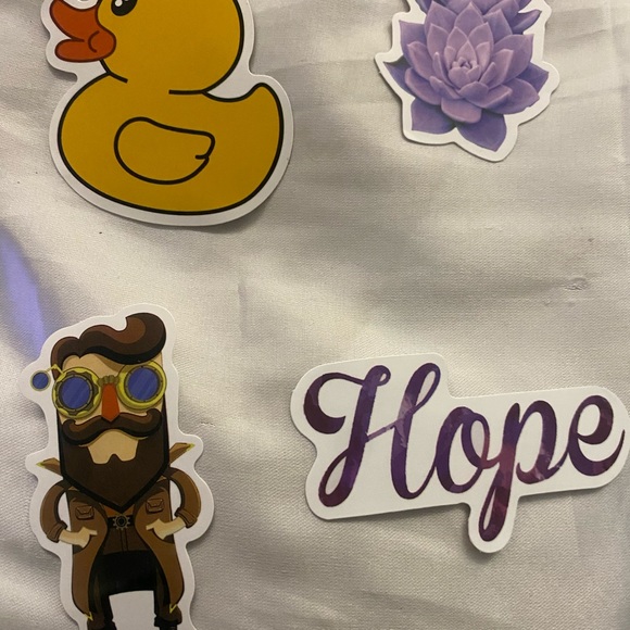 40 Vinyl Stickers - Picture 5 of 10